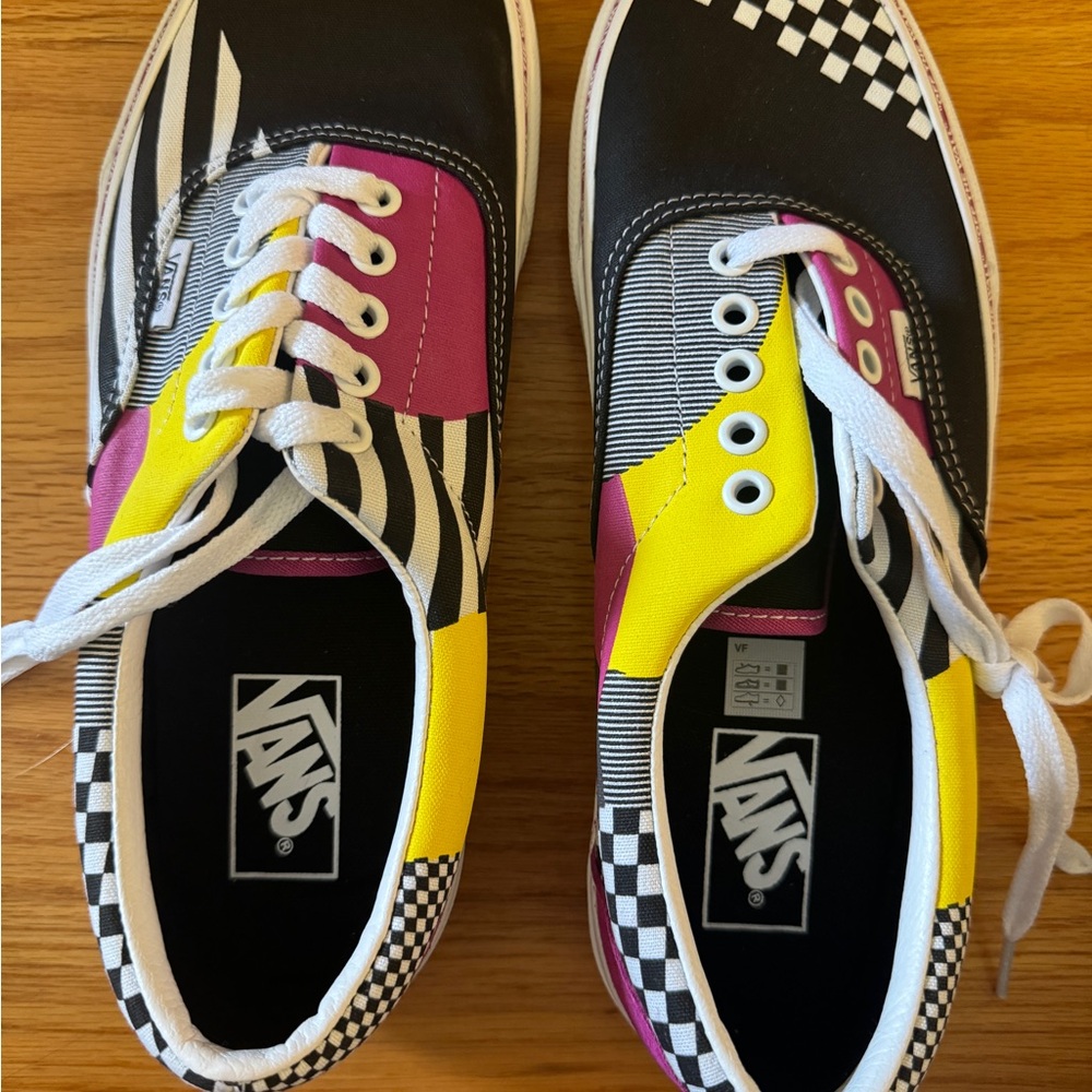 Vans Era Juxtapose size 9 NEW in box